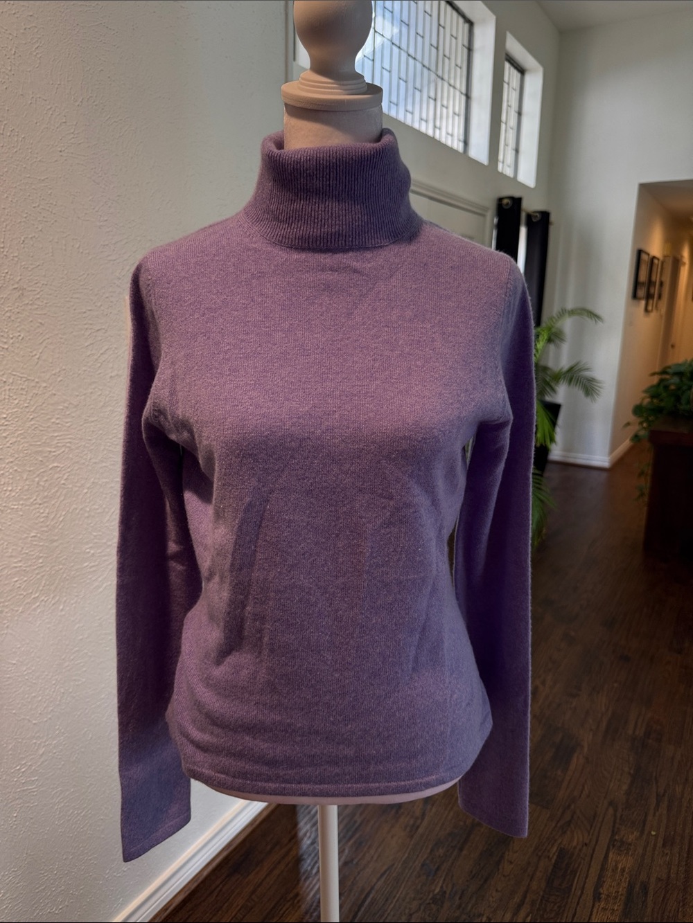 Neiman Marcus Lavender Turtleneck Cashmere-Blend Sweater